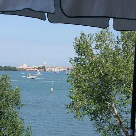 Oasis Lagoon Estate Prázdninový dům