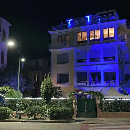 Oasis Lagoon Estate Prázdninový dům *