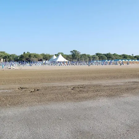 Oasis Lagoon Estate *