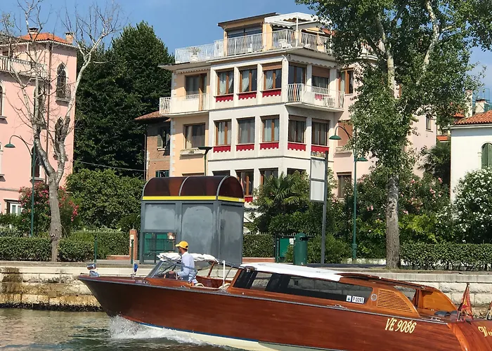 Nyaraló Oasis Lagoon Estate Lido di Venezia