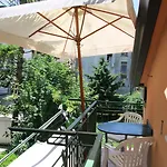 Oasis Lagoon Estate * 威尼斯丽都