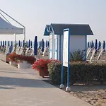 Oasis Lagoon Estate * 威尼斯丽都