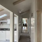 Oasis Lagoon Estate 威尼斯丽都