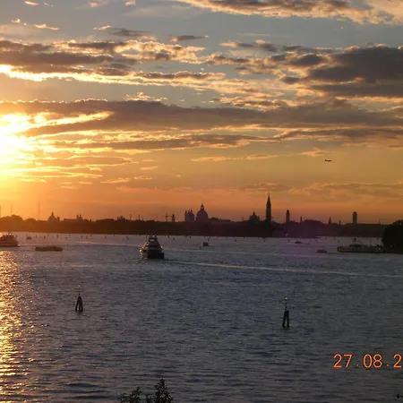 Oasis Lagoon Estate Venedik-Lido