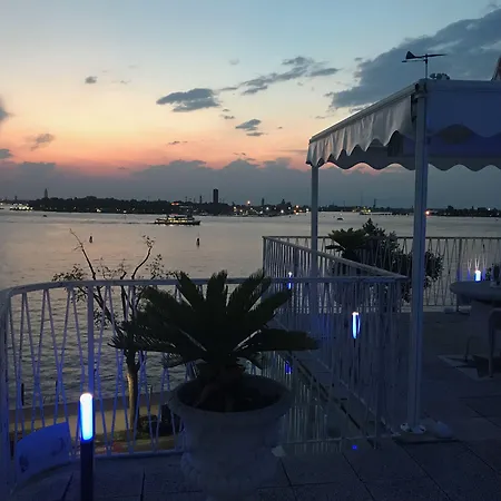 Tatil Evi Oasis Lagoon Estate *