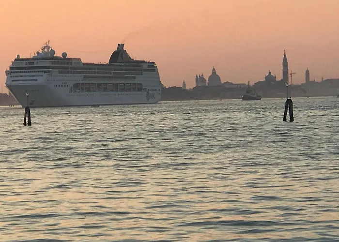 Feriehus Oasis Lagoon Estate *